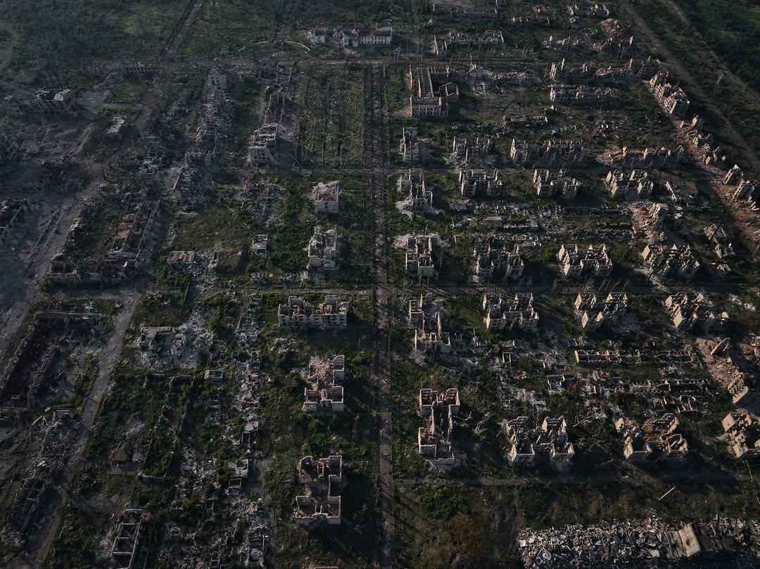 Россия объявила о взятии украинского Часового Яра. Вот как выглядит город после 1,5 лет боёв