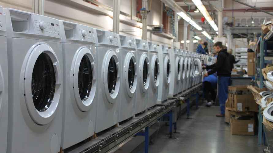 На производственной линии ЗАО "АТЛАНТ". Фото: Telegraf.news/Алексей Смоленский