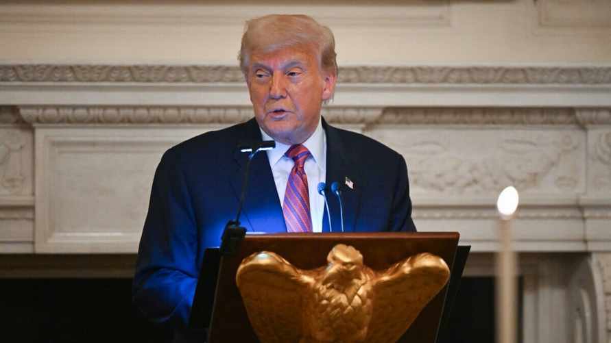 «Фальшивая, вредоносная статья» — Трамп подал иск на $10 млрд к «бесполезной газетёнке»