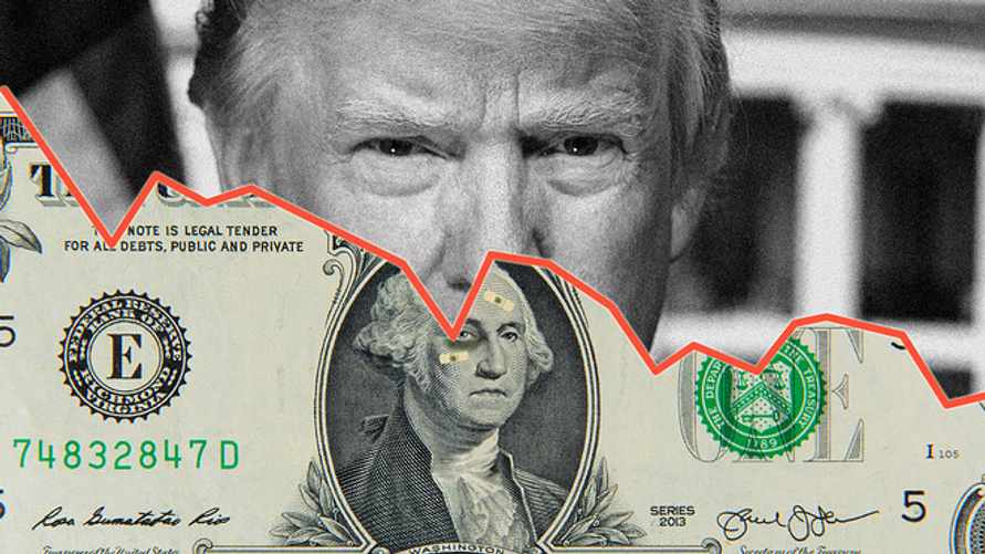 Для доллара настал "худший период" за десятилетия. Что ждать белорусам?