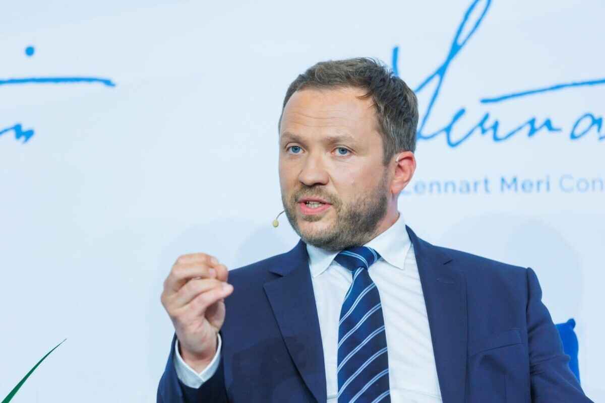 На фото глава МИД Эстонии Маргус Цахкна