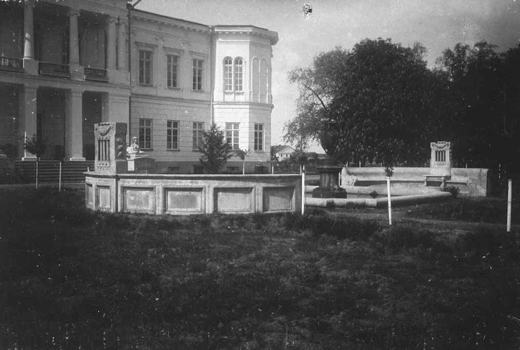 Хочется, чтобы мы жили не с нуля — Поговорили с владельцем усадьбы Горваттов о реставрации, сохраненных ценностях и Белой панне Наровли. Чем помочь?