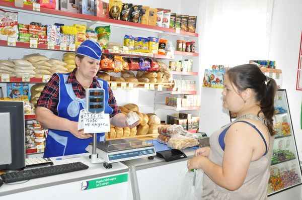 "Приходят не только за колбасой" - Глава МАРТ заверил в поддержке белорусских продавцов рублем и жильем