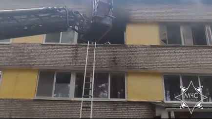 Под Молодечно загорелся спальный корпус детского лагеря. Три человека пострадало