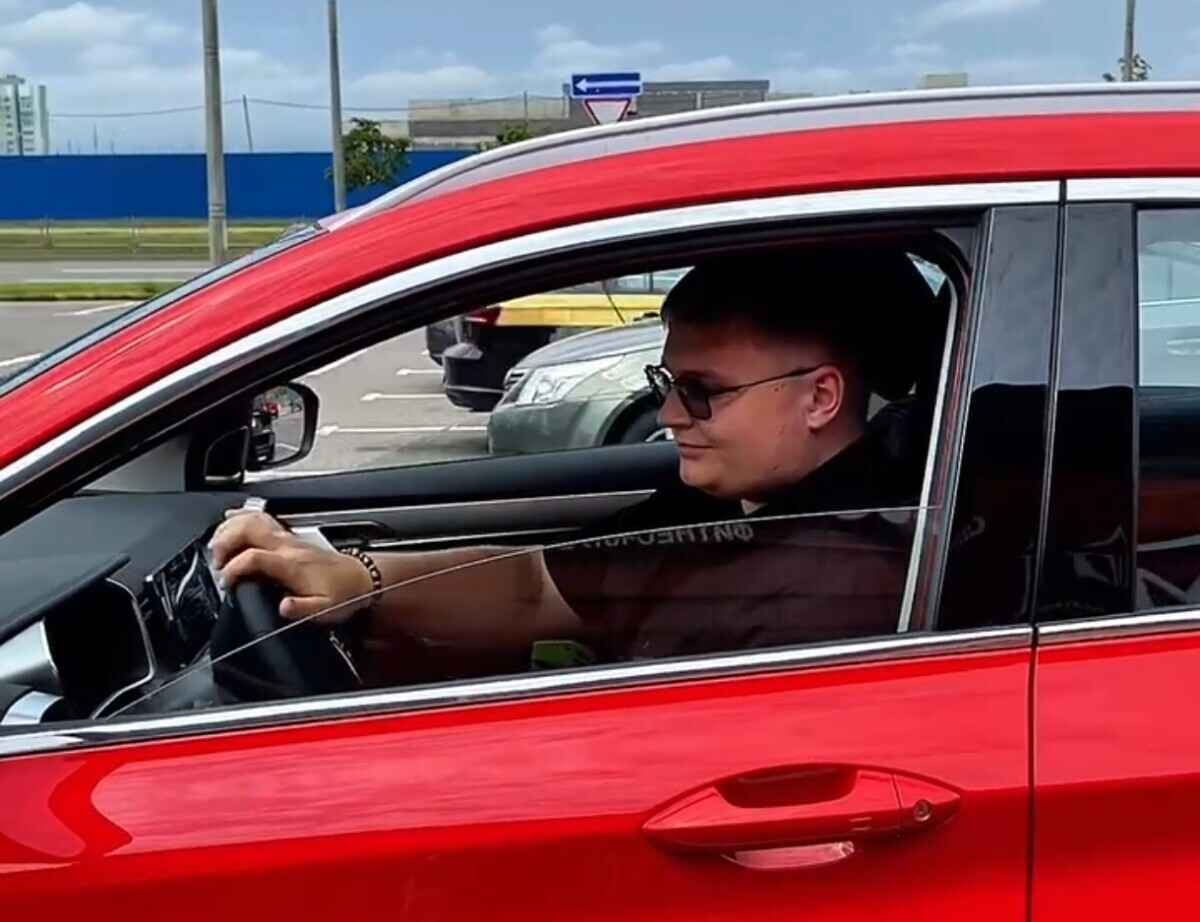 Студент в Гродно пошел в магазин за пельменями по 4,5 рубля, а получил новую машину за 63 000 рублей