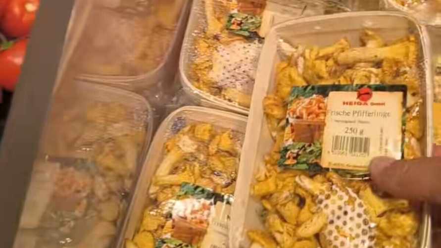 "По такой цене сам бы возил" - В Германии в магазинах заметили белорусские лисички. У зрителей возникли вопросы