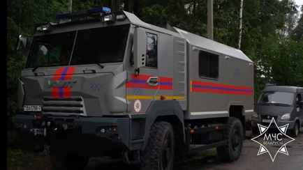 МЧС отправило под Минск спецназ спасателей