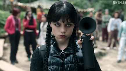 Netflix показал новый трейлер второго сезона «Уэнсдей»