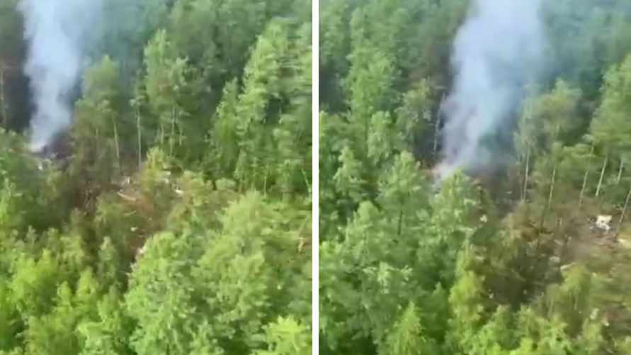 В России разбился самолет с десятками пассажиров на борту