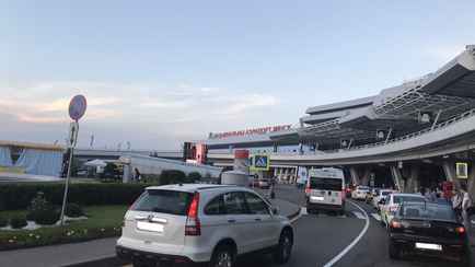 Ещё 1283 места. Аэропорт Минска объявил об открытии автостоянки, недоступной более года