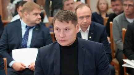 «Не хочу разводить полемику» — И. о. главы белфутбола снялся со внеочередных выборов в пользу другого кандидата