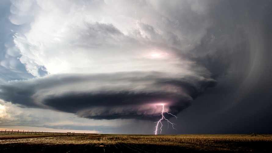 "Скучно не будет" — Синоптики объявили в Беларуси старт "опасных явлений" в ближайшие дни. К чему готовиться?