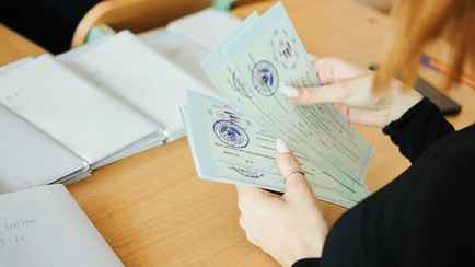 У 42 человек – по 3 «сотки». В РИКЗ озвучили, сколько абитуриентов показали максимальный результат на ЦЭ и ЦТ