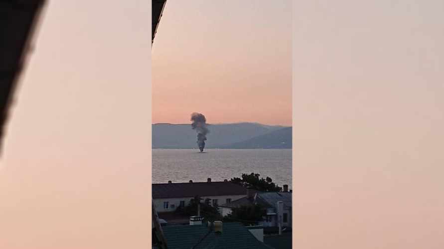 Морские дроны атаковали базу рядом с российским курортом. Появились видео