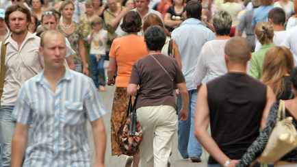 Белстат назвал средний возраст белорусских мужчин и женщин