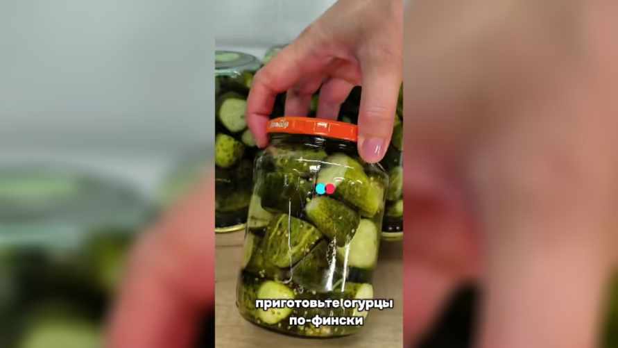 "Зачем столько?" — Рецепт огурцов "по-фински" набрал 5,7 млн просмотров в TikTok. Зрители разделились на 2 лагеря