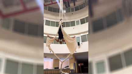 «Титанический труд» — Артистка минского цирка показала один день на «работе мечты»