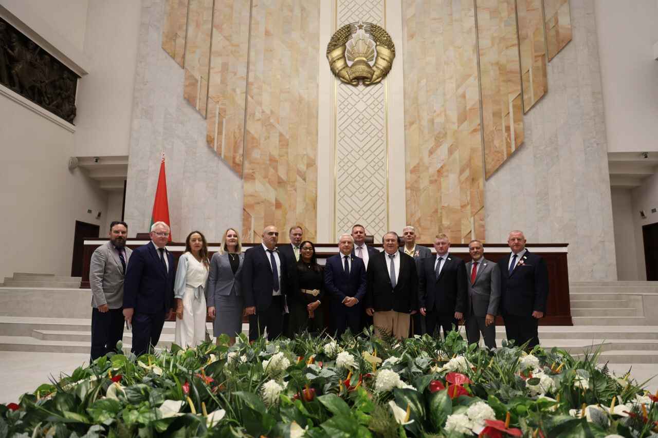 В парламенте заявили о визите членов Республиканской и Демократической партий США в Минск