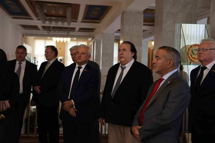 В парламенте заявили о визите членов Республиканской и Демократической партий США в Минск