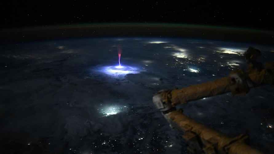 Фото: Николь Айерс, NASA