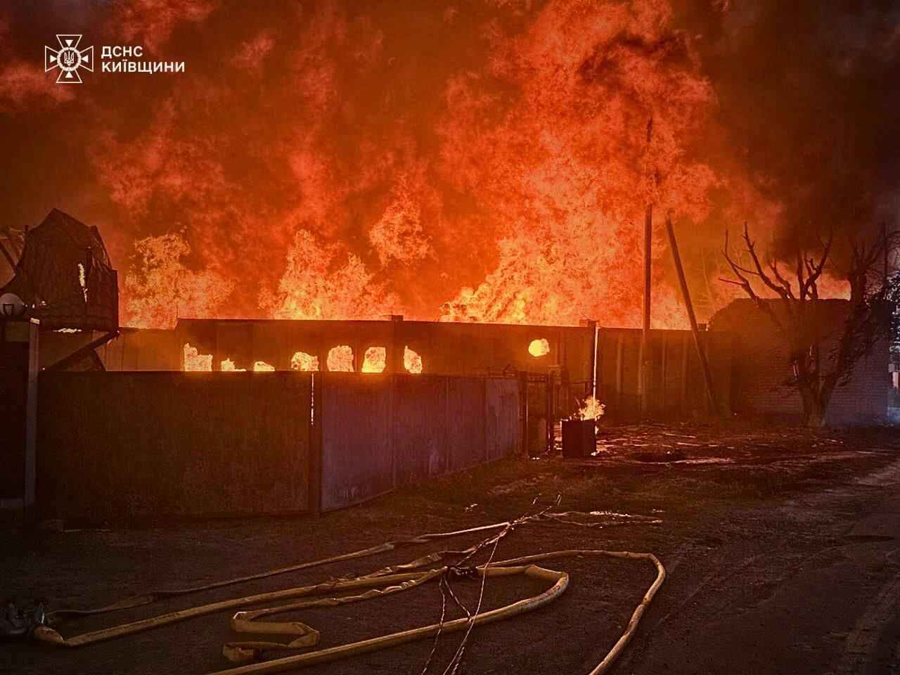 Новый антирекорд? ВСУ заявили об атаке 741 беспилотников и ракет за ночь