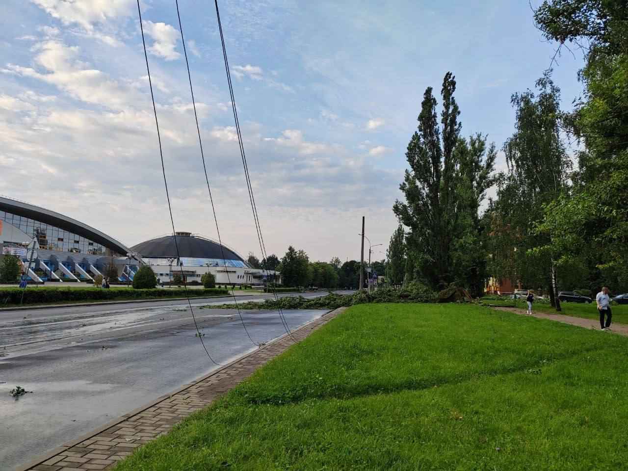 В Могилёве развернули штаб комиссии по ЧС после разрушительной ночной грозы