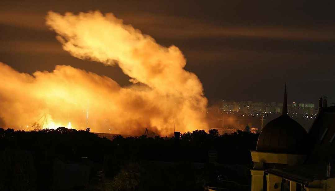 Киев в дыму от пожаров после массированной ночной атаки – есть жертвы и пострадавшие