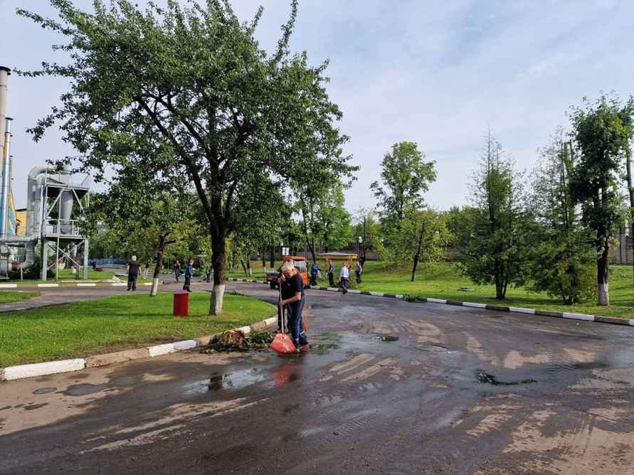 В Могилёве в результате ночного шторма погибла женщина, ещё четверо в больнице