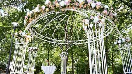 В Гомеле открыли площадку для церемоний регистрации брака. А минчанам можно?