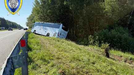 Автобус «Вильнюс-Минск» с 51 пассажиром вылетел в кювет под Воложином