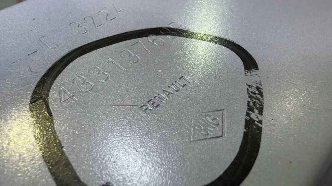 В российской Lada Iskra нашли логотипы французского Renault. Как объяснили на АвтоВАЗе?