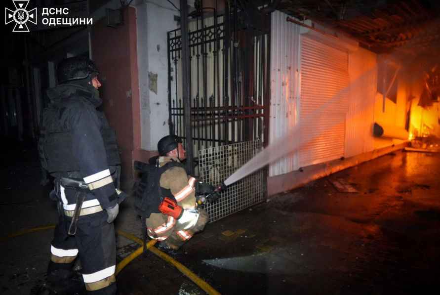 Украинская Одесса и российский Краснодарский край подверглись массированным атакам дронов – есть жертвы