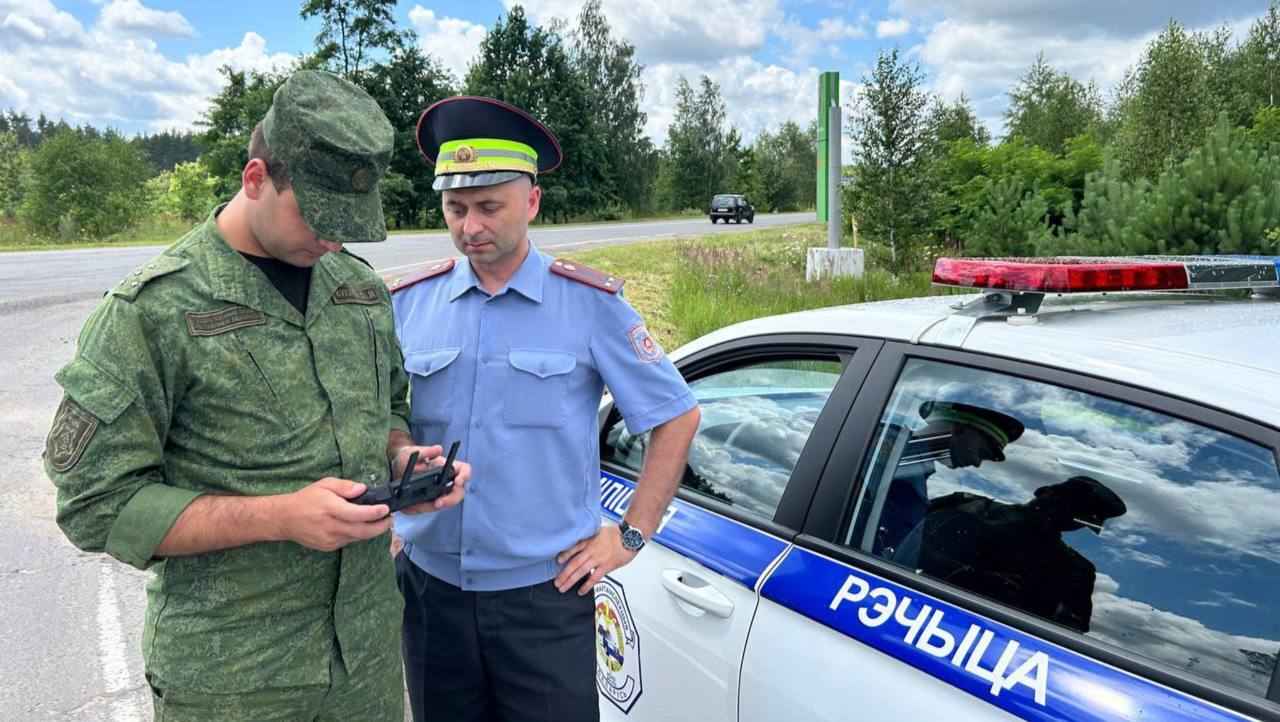 В одной из областей Беларуси ГАИ объявила усиленные рейды с квадрокоптером. За что пообещали лишать прав на 1 год?