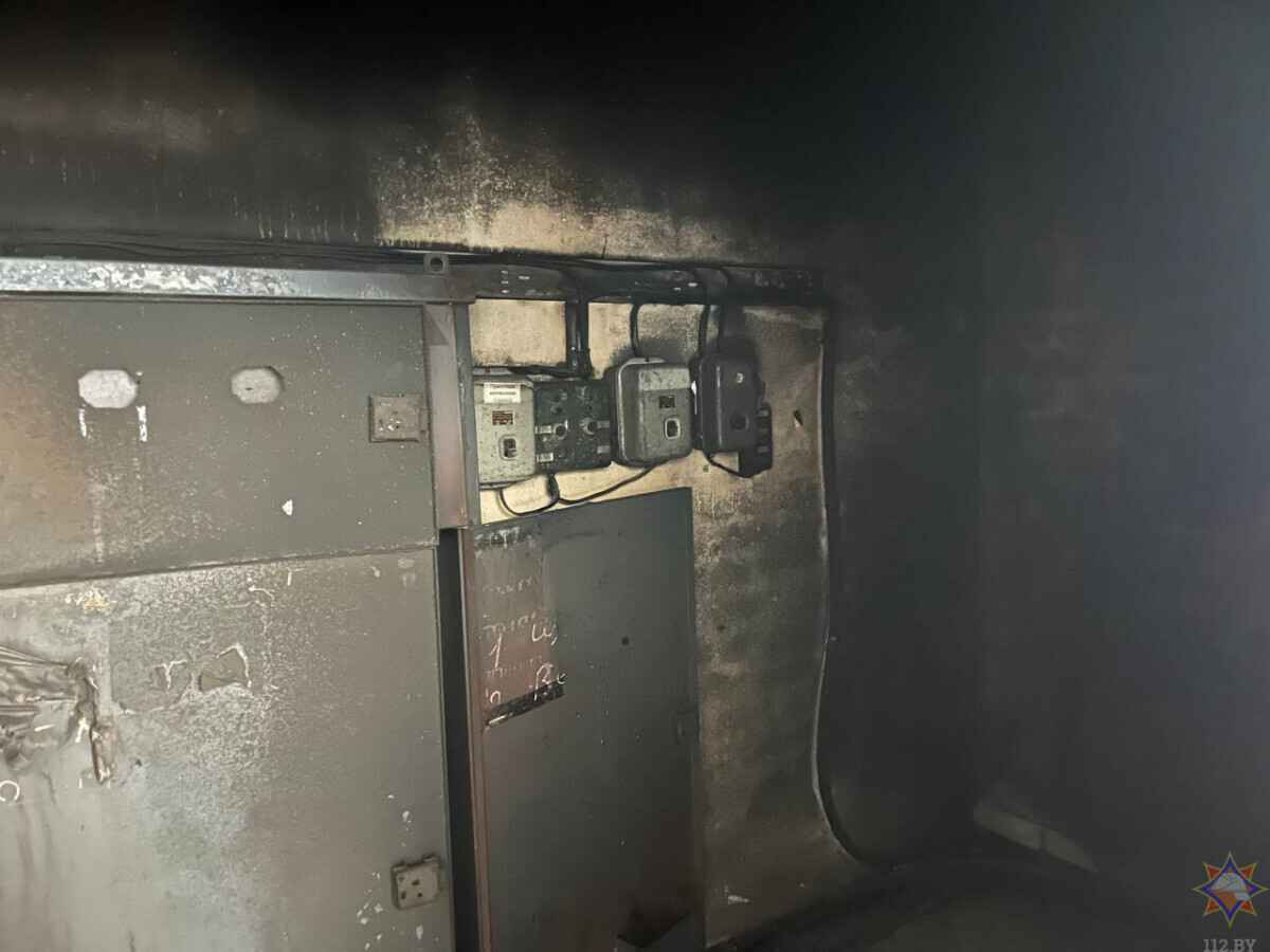 Из-за молнии в школе на Могилёвщине вспыхнул пожар