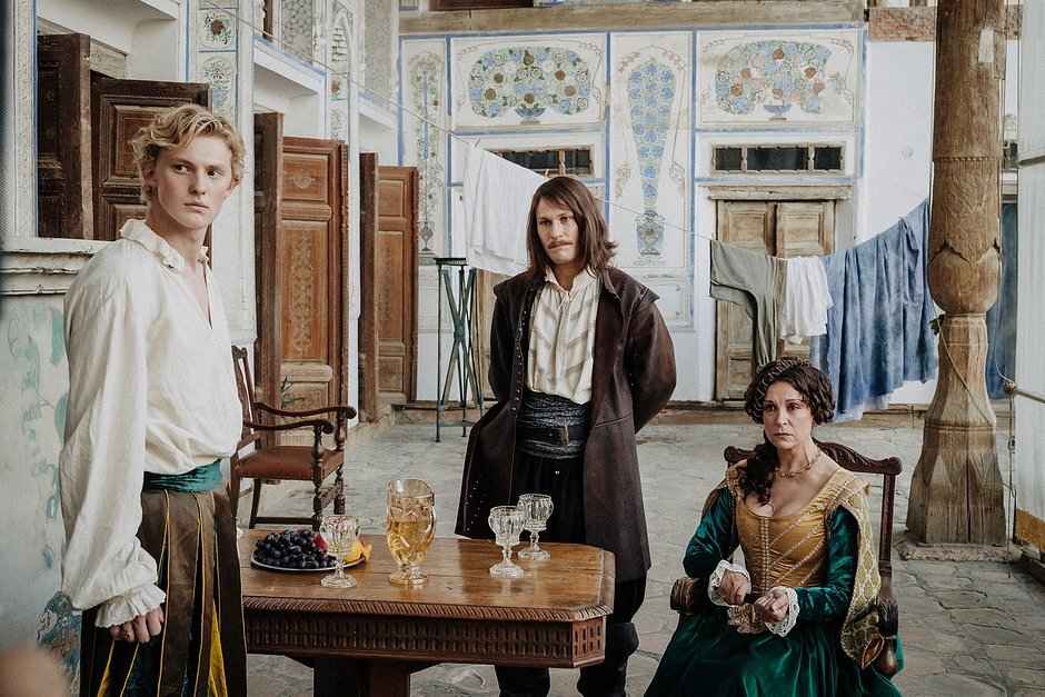 Белорусам предложили бесплатно посмотреть «самый масштабный» российский сериал раньше россиян