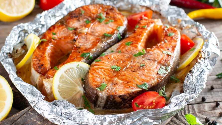 Эти правила запекания превратят рыбу в настоящий шедевр. Когда нельзя ставить на 180 градусов?