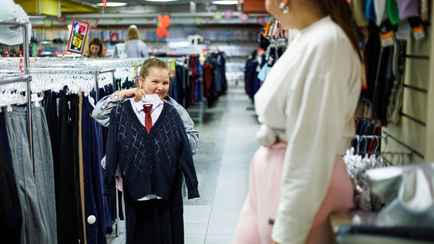 Скидки до 30% и «Дни школьника». Где и как в Минске сэкономить на сборах в школу?