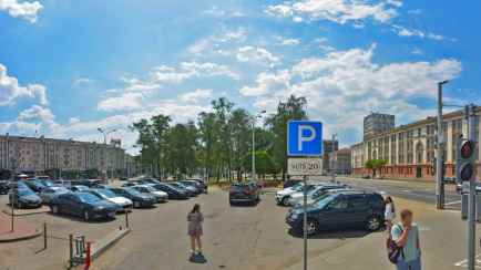 Минский горсовет предложил по-другому использовать пустующие платные автостоянки. А где самые забитые?