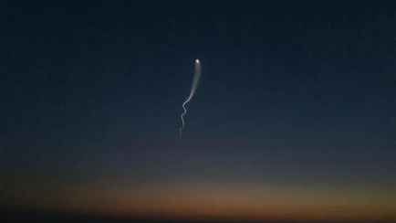 В небе над Крымом сняли загадочный светящийся объект «неестественного происхождения». Что это было?