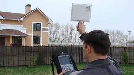 Штраф — до 168 рублей. БелГИЭ предупредил о рисках самостоятельной борьбы со слабым сотовым сигналом