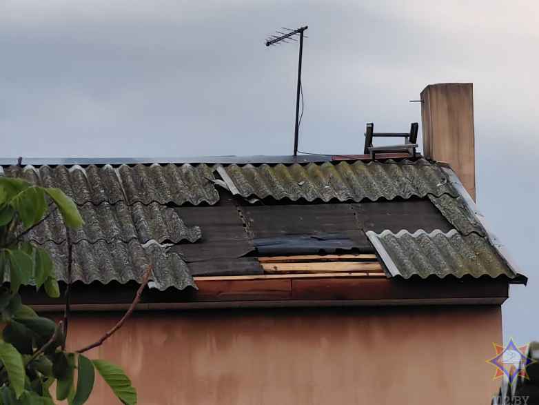 Шквал снес кровли 16 домов на Могилевщине и Брестчине