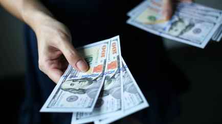 Как долго доллар продержится в районе 2,9 BYN? Эксперты назвали 2 причины осеннего ослабления рубля