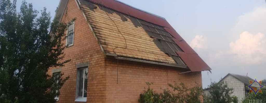 Шквал снес кровли 16 домов на Могилевщине и Брестчине