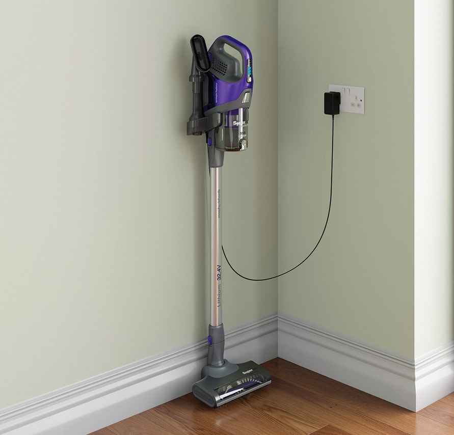 Многие белорусы пылесосят неправильно? Ремонтники назвали 3 ошибки и 7 вещей, убивающих бытовую технику