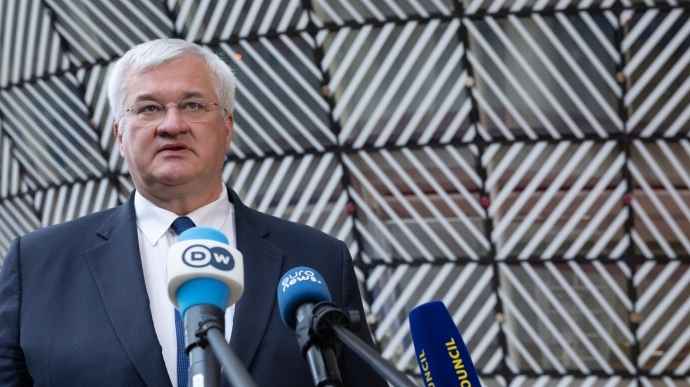 Украина призвала власти Беларуси к "благоразумию" и потребовала не приближать войска к границе