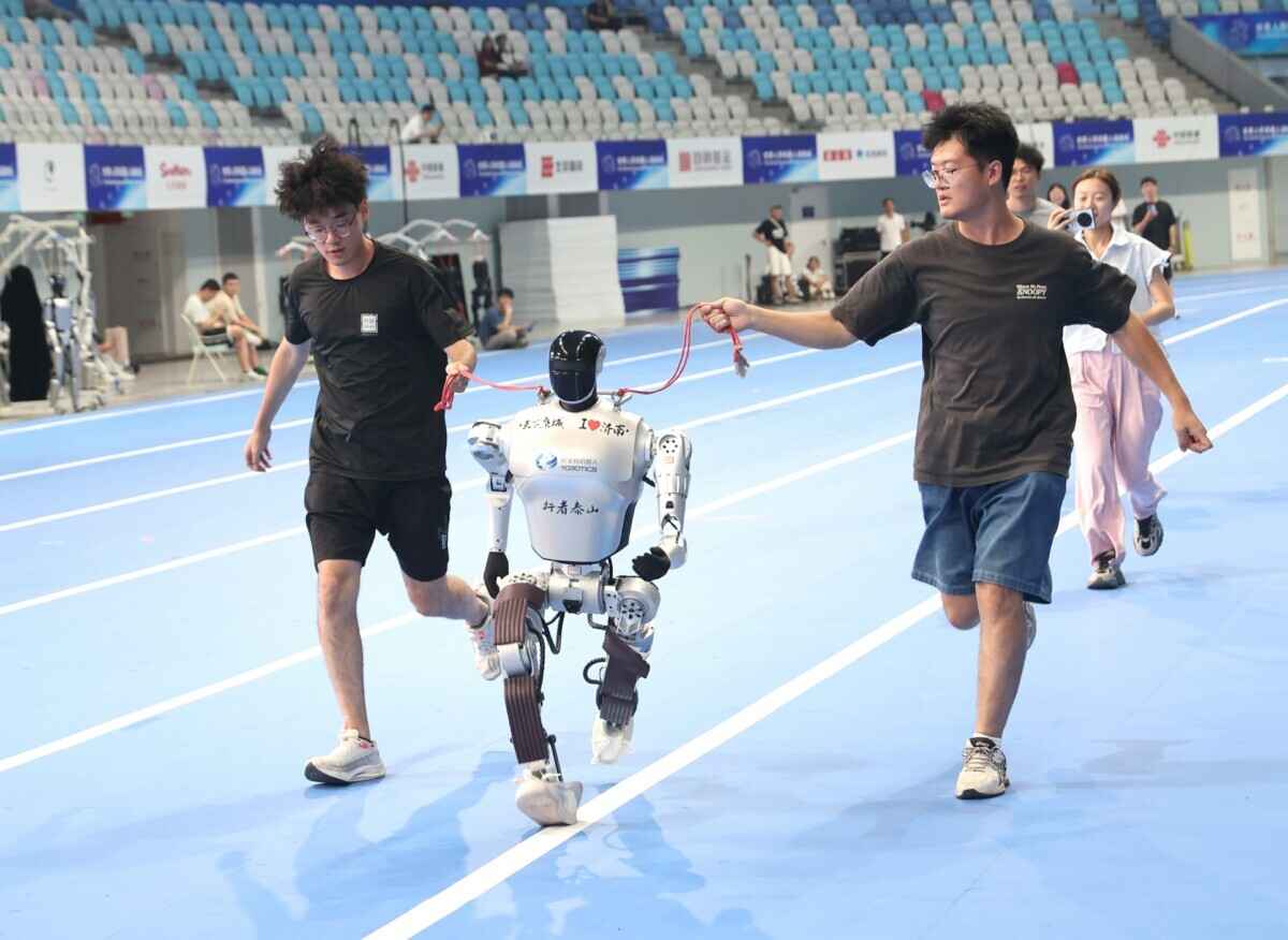 В Китае стартовала «Олимпиада» человекоподобных роботов