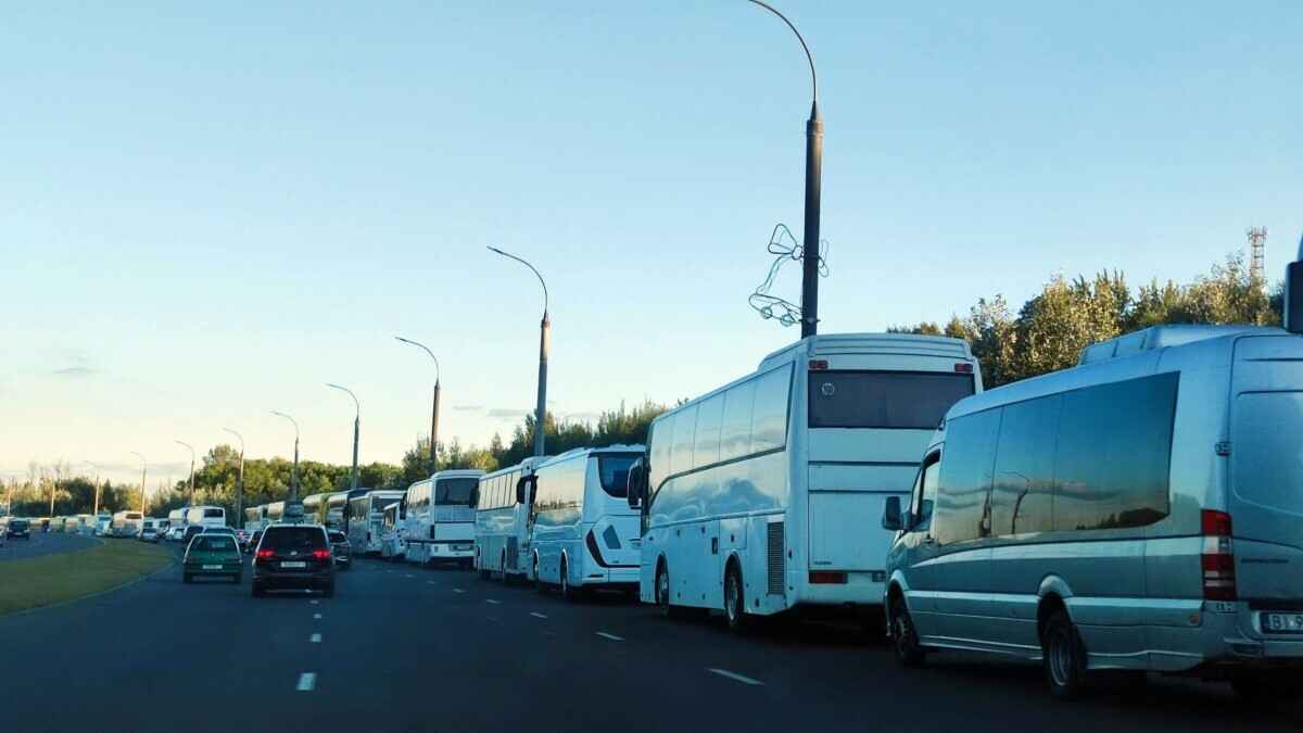 ГПК Беларуси обвинил польских пограничников в «саботаже». Сколько дней очередь?