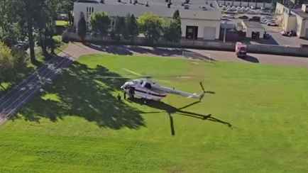 В Минздраве объяснили, почему в минскую Грушевку иногда прилетают вертолёты