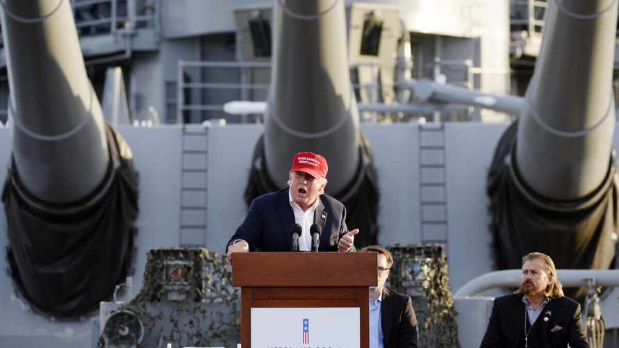 Трамп объяснил, зачем отправил атомные подлодки "ближе к России"