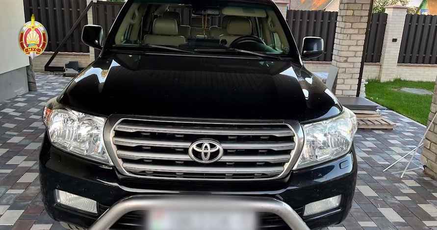 ГУБОПиК задержал замдиректора крупного госпредприятия Беларуси за многомиллионные взятки